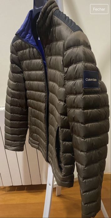 Blusão de Penas Calvin Klein