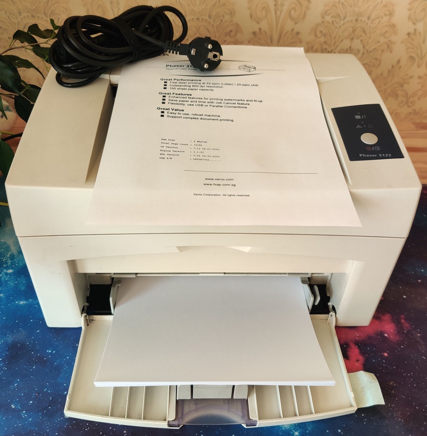 Продам принтер Xerox 3122. 13156 копий, был обслужен в СЦ, с кабелями