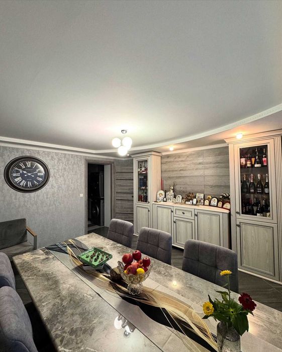 Ексклюзив від DOM-X продається будинок в центрі міста