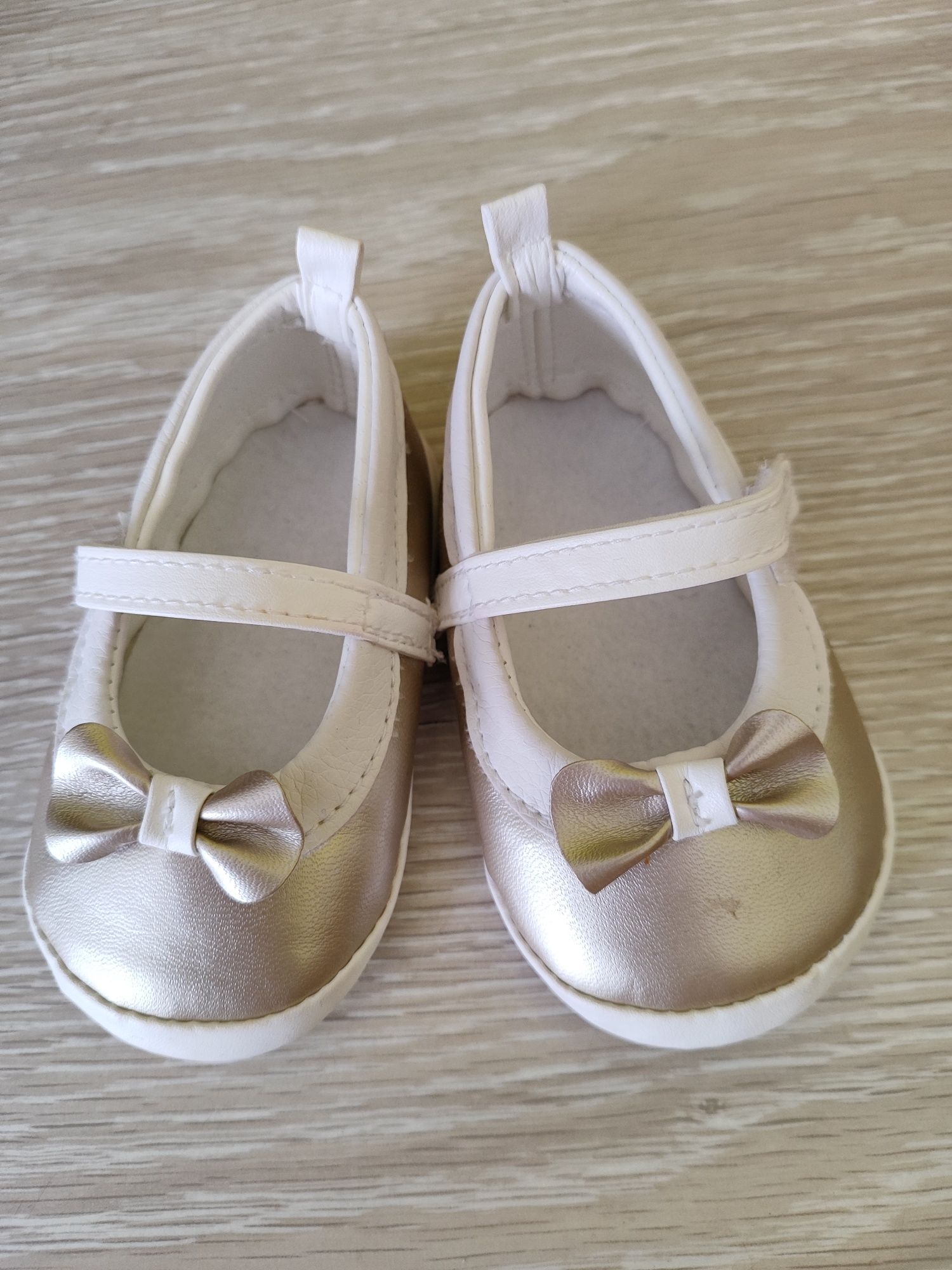 Buty  dla dziewczynki