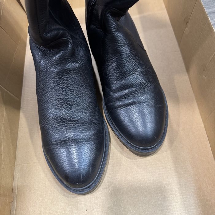 Кожаные сапоги женские