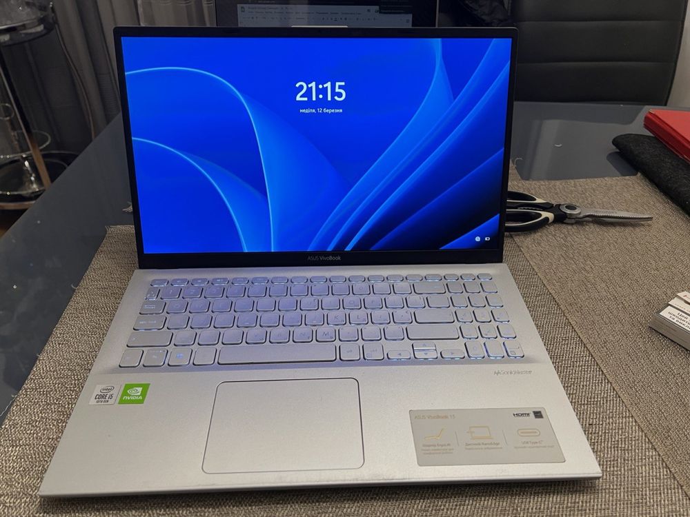 Ноутбук Asus Vivobook x 512j