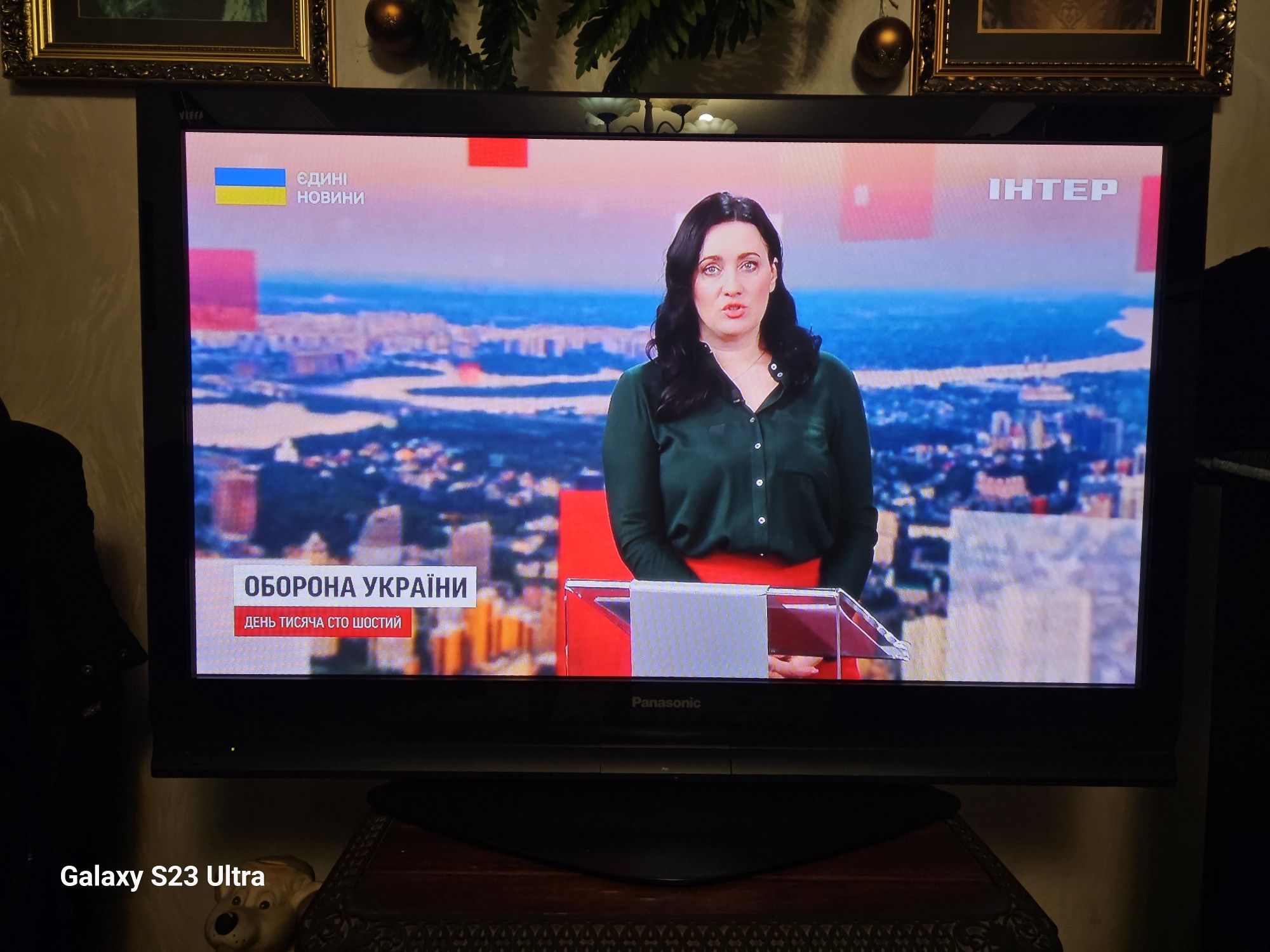 Телевизор PANASONIC 55 диагональ с приставкой, более 1000 каналов.