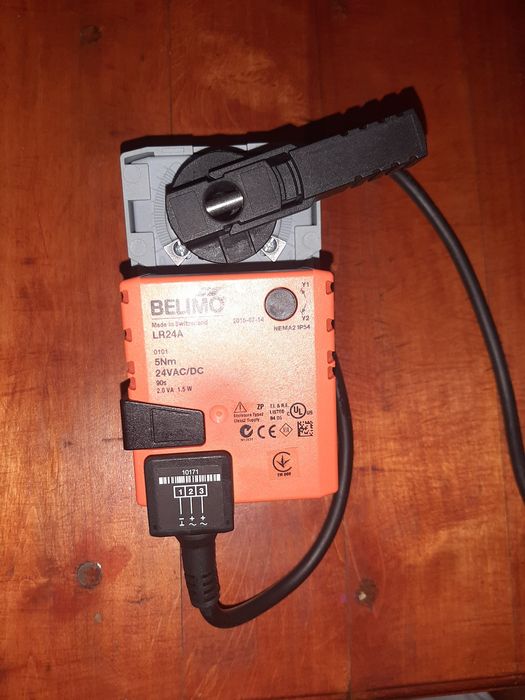 Електропривід для кульових кранів Belimo LR24A