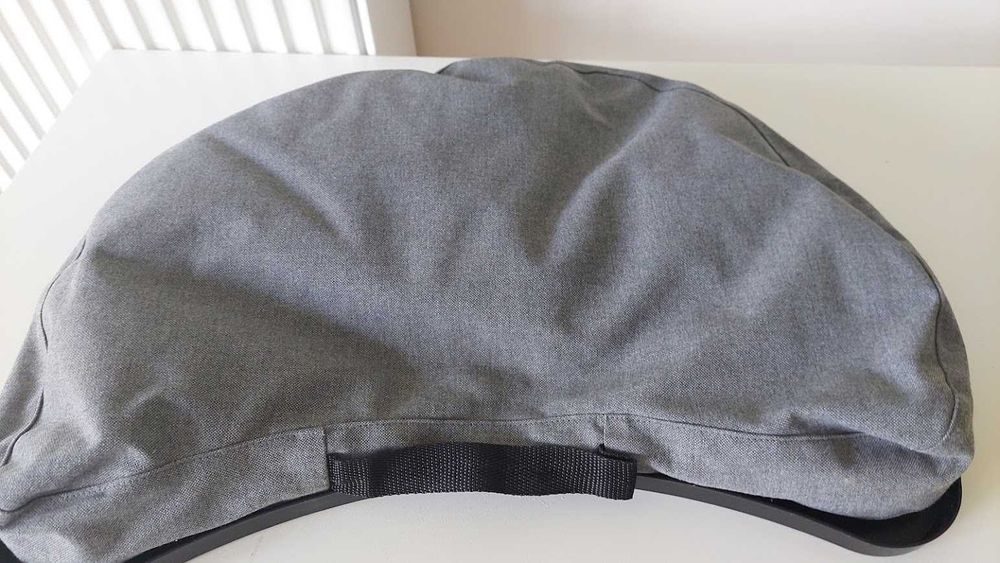 Podstawka pod laptopa wygodna poduszka Ikea Byllan Vissle szary Czarny