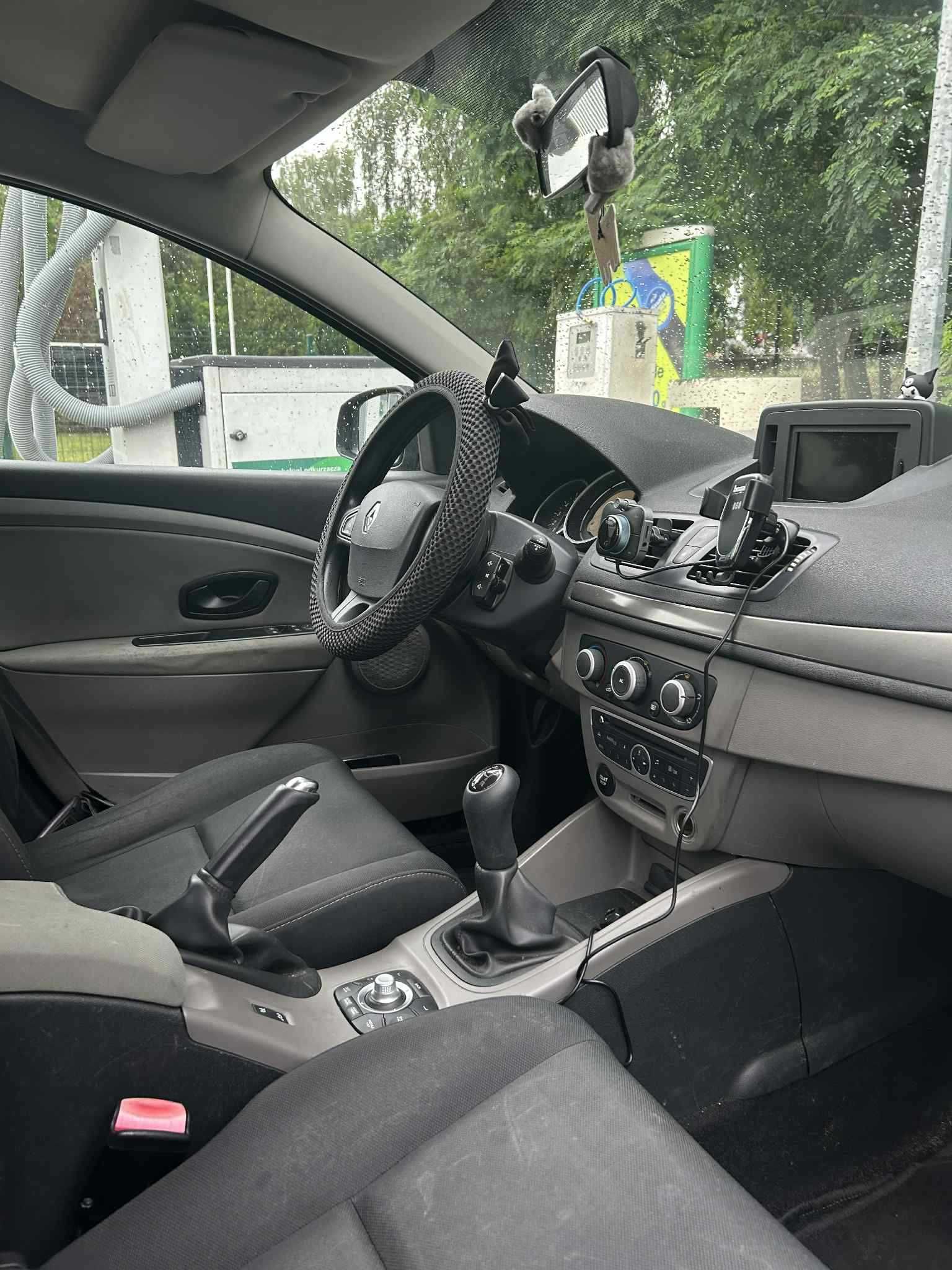 Renault Megane 3 benzyna 1.6 100KM 2012r
