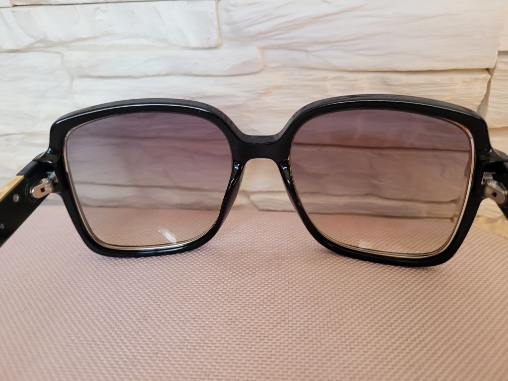 Okulary Przeciwsłoneczne Damskie Guess GF6180 01P