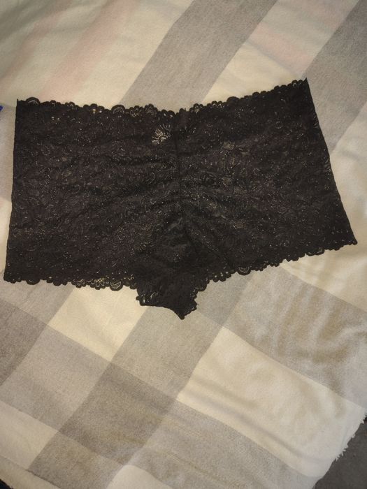 Majtki damskie koronkowe