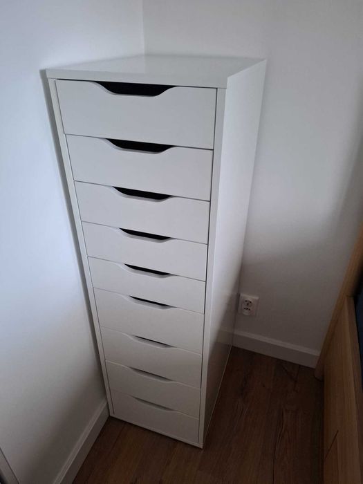 Komoda IKEA Alex 9 szuflad kolor biały,  stan dobry REZERWACJA