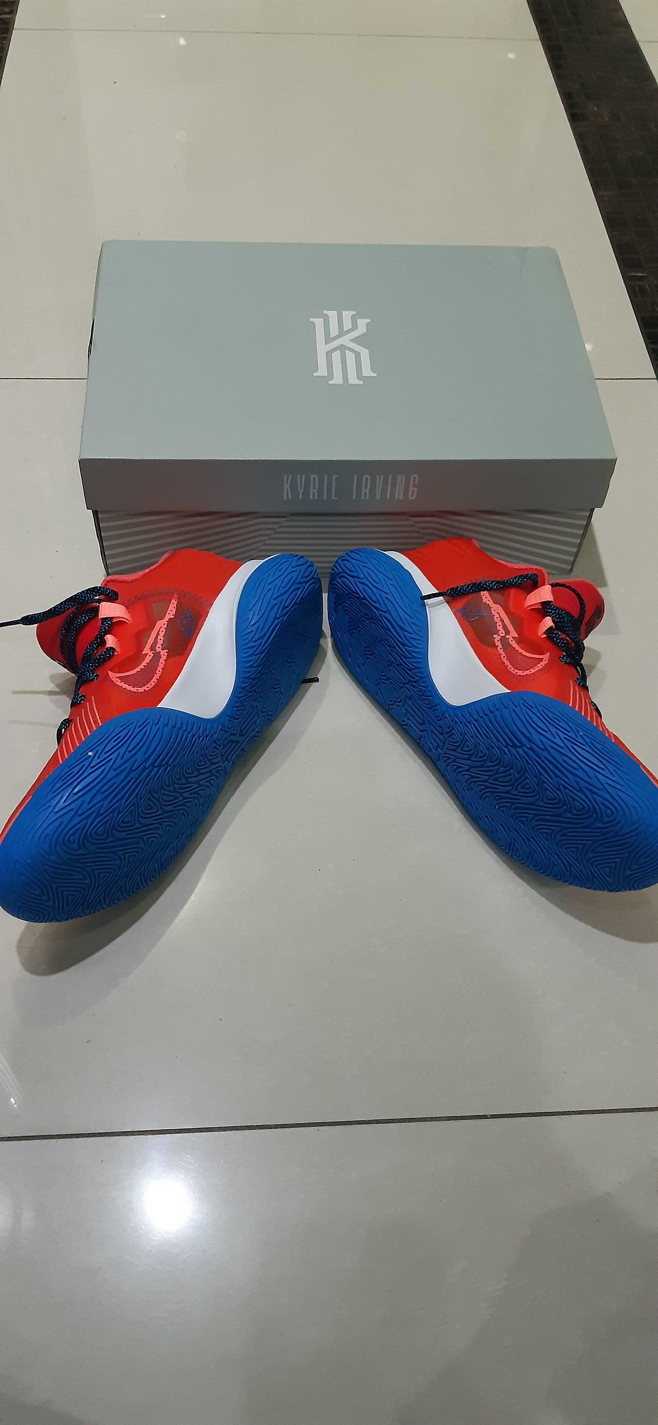 Buty Nike Kyrie Irving 42.5 Nowe