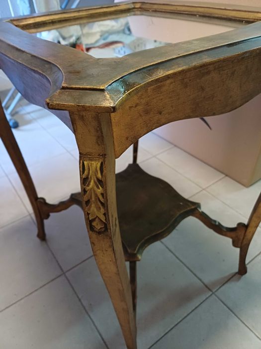 Mesa antiga com Tampo de Espelho