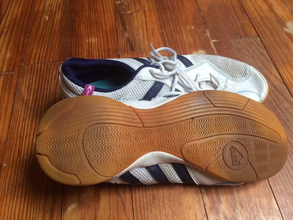 Sapatilhas  de Menina 34 e 37 como novas