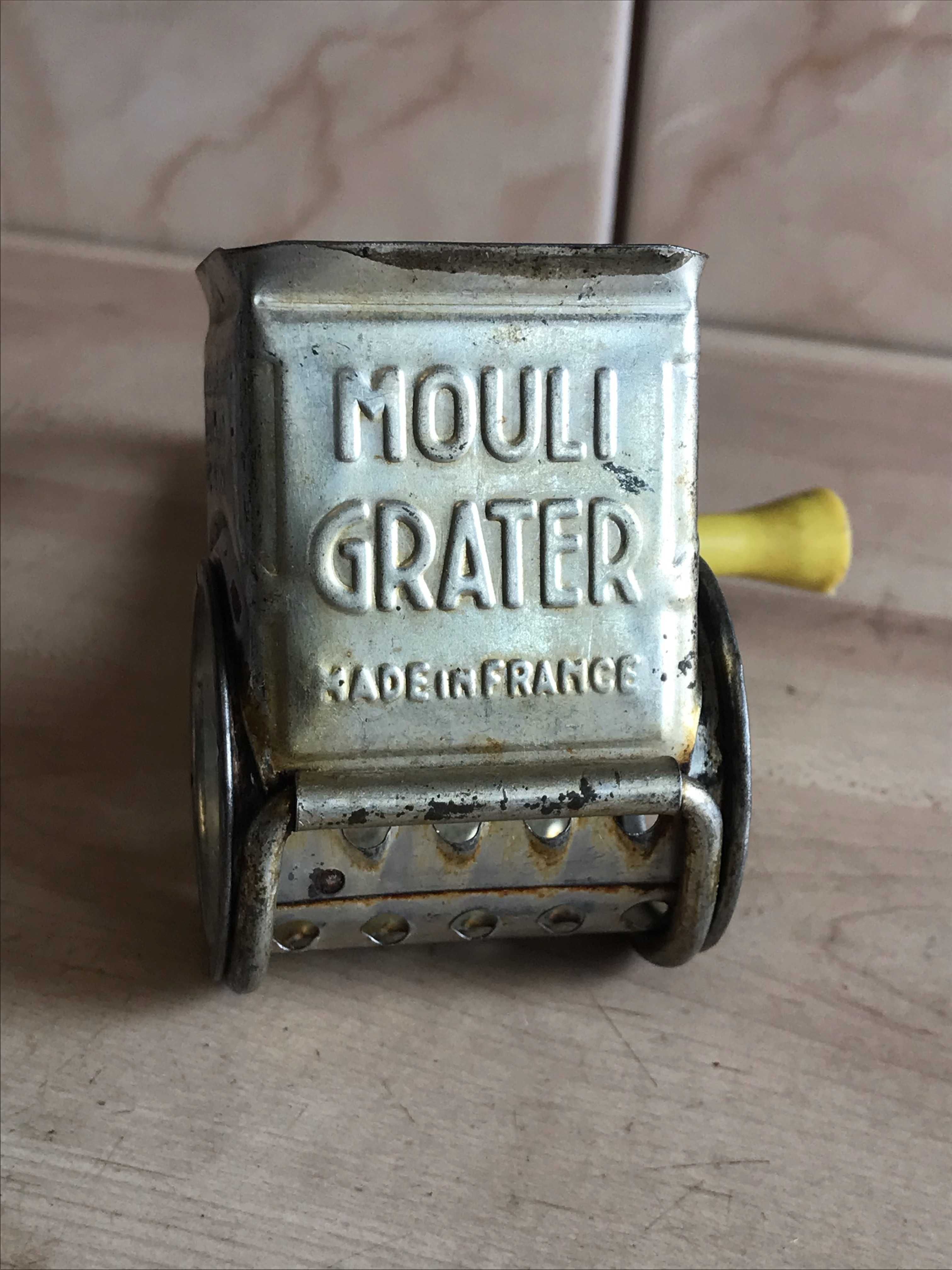 Tarka obrotowa - Mouli Grater