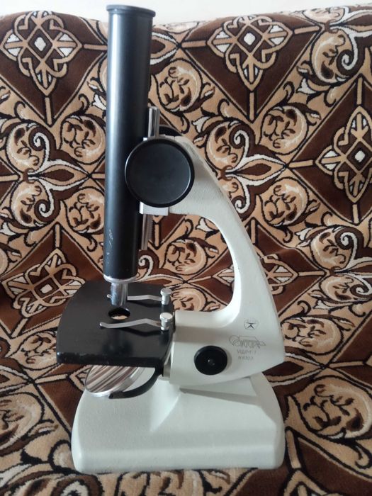 Продам Микроскоп УШМ-1 ссср (знак качества)