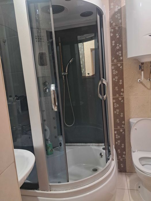 продам душовий бокс 100×100