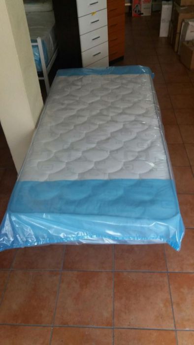 Colchão de solteiro NOVO super ortopédico! Temos os melhores preços!