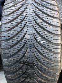 Шини GOODYEAR 225/55 R17, Vector4Seasons, всесезонна резина