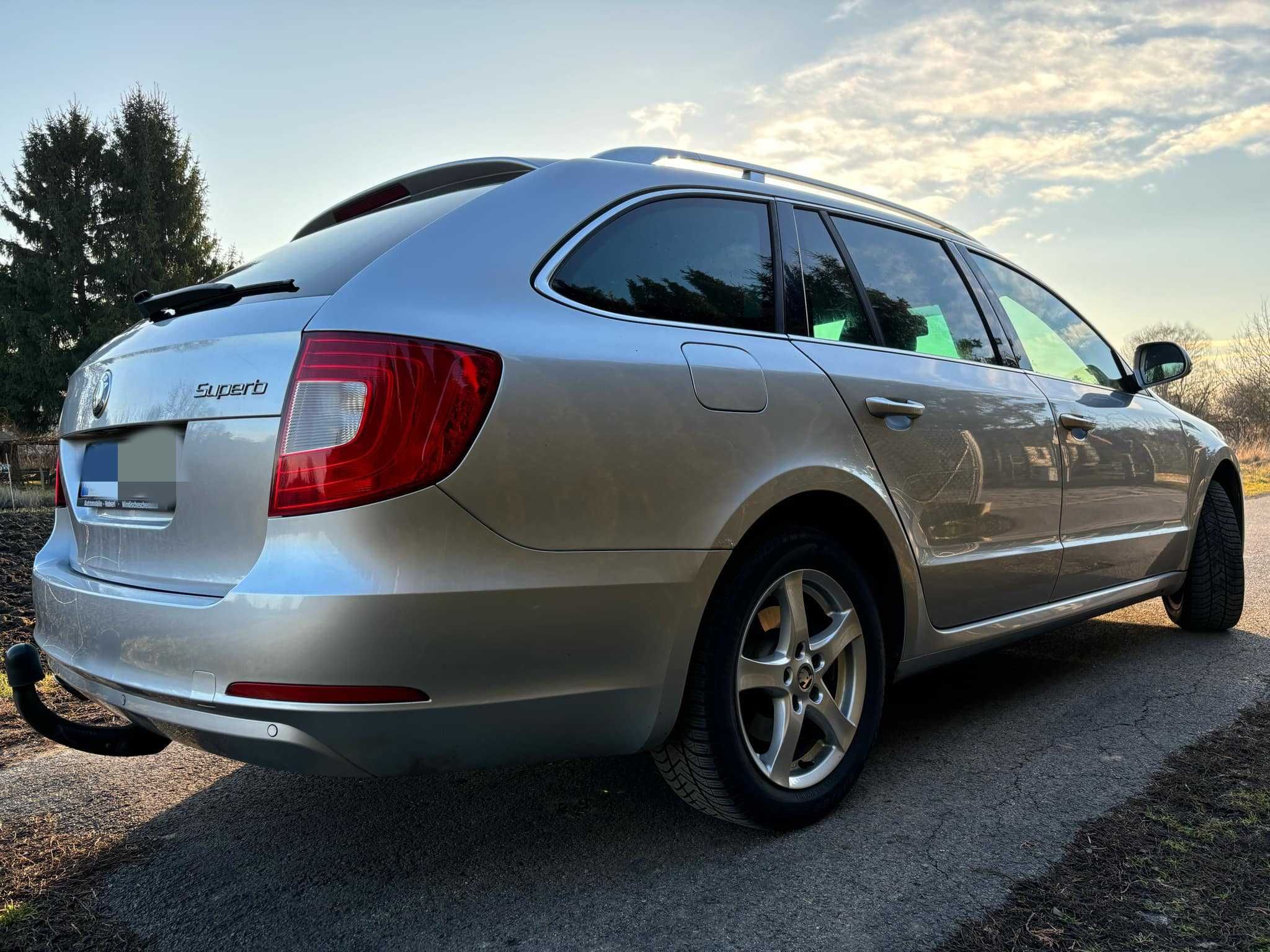 Skoda Superb 2011