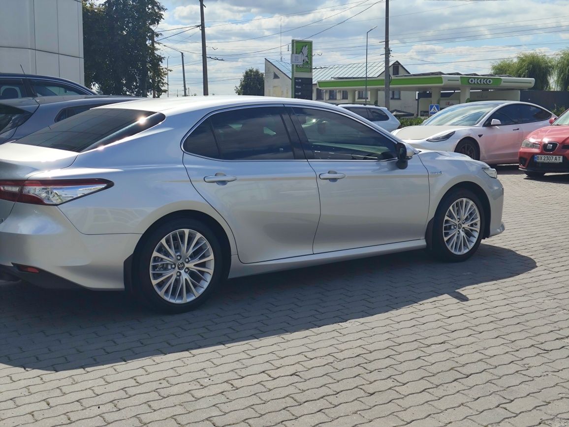 Camry Premium+ 12.2019