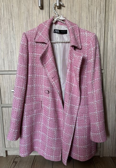 Jesienny płaszcz Zara różowy w krate S