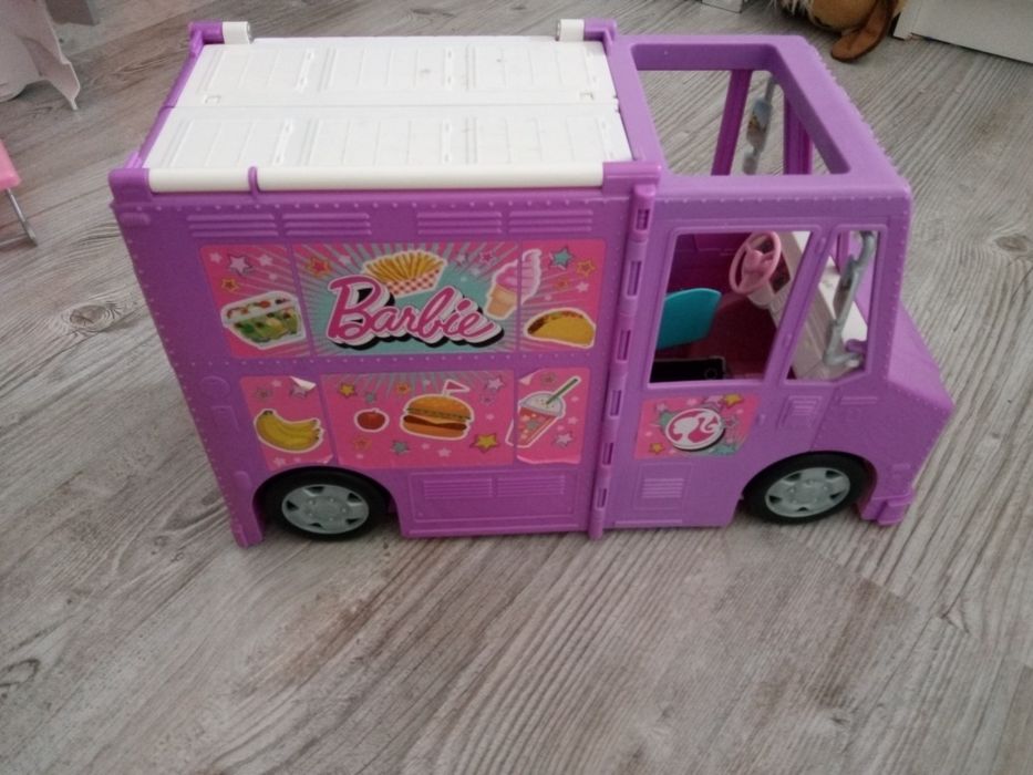 Auto Food truck Barbie