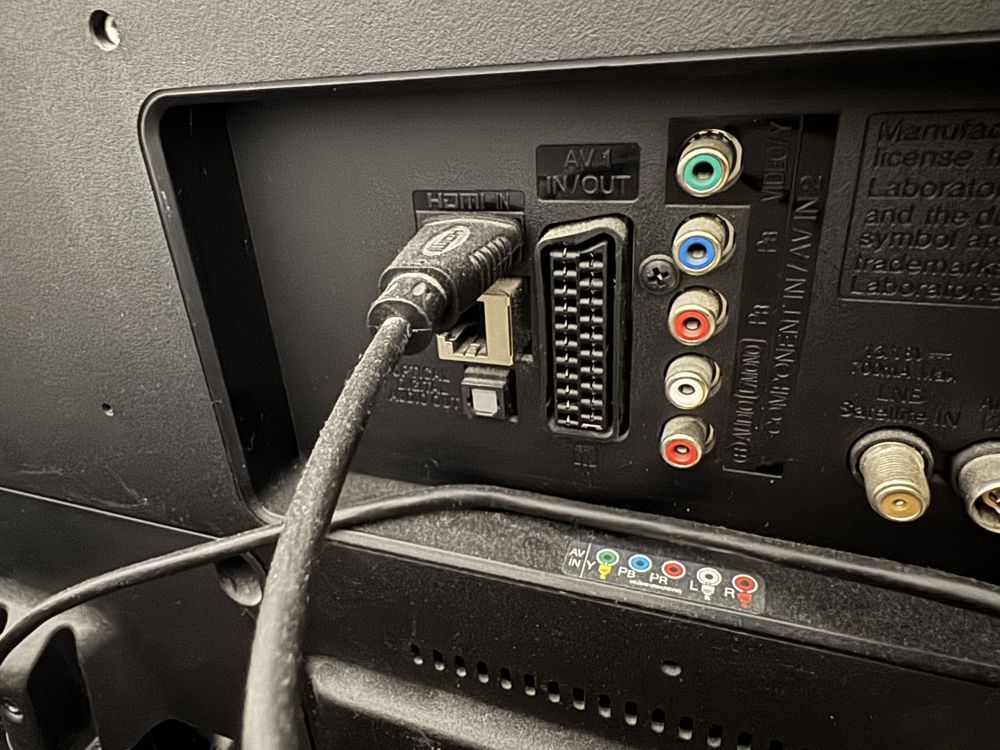 LG 32LN541U (б/в)
