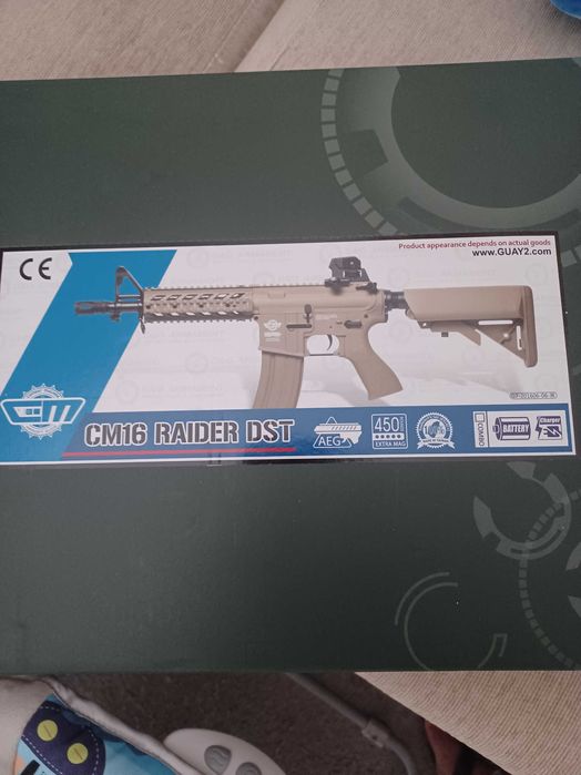 Airsoft CM16 Raider DST + extras g&g