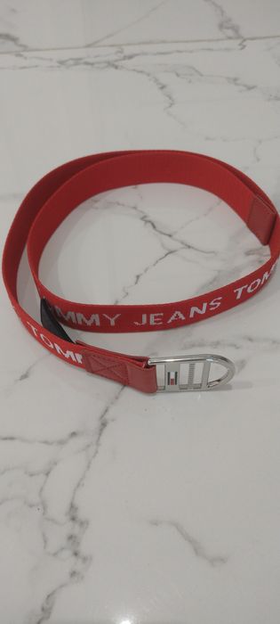 Pasek czerwony Tommy Jeans damski
