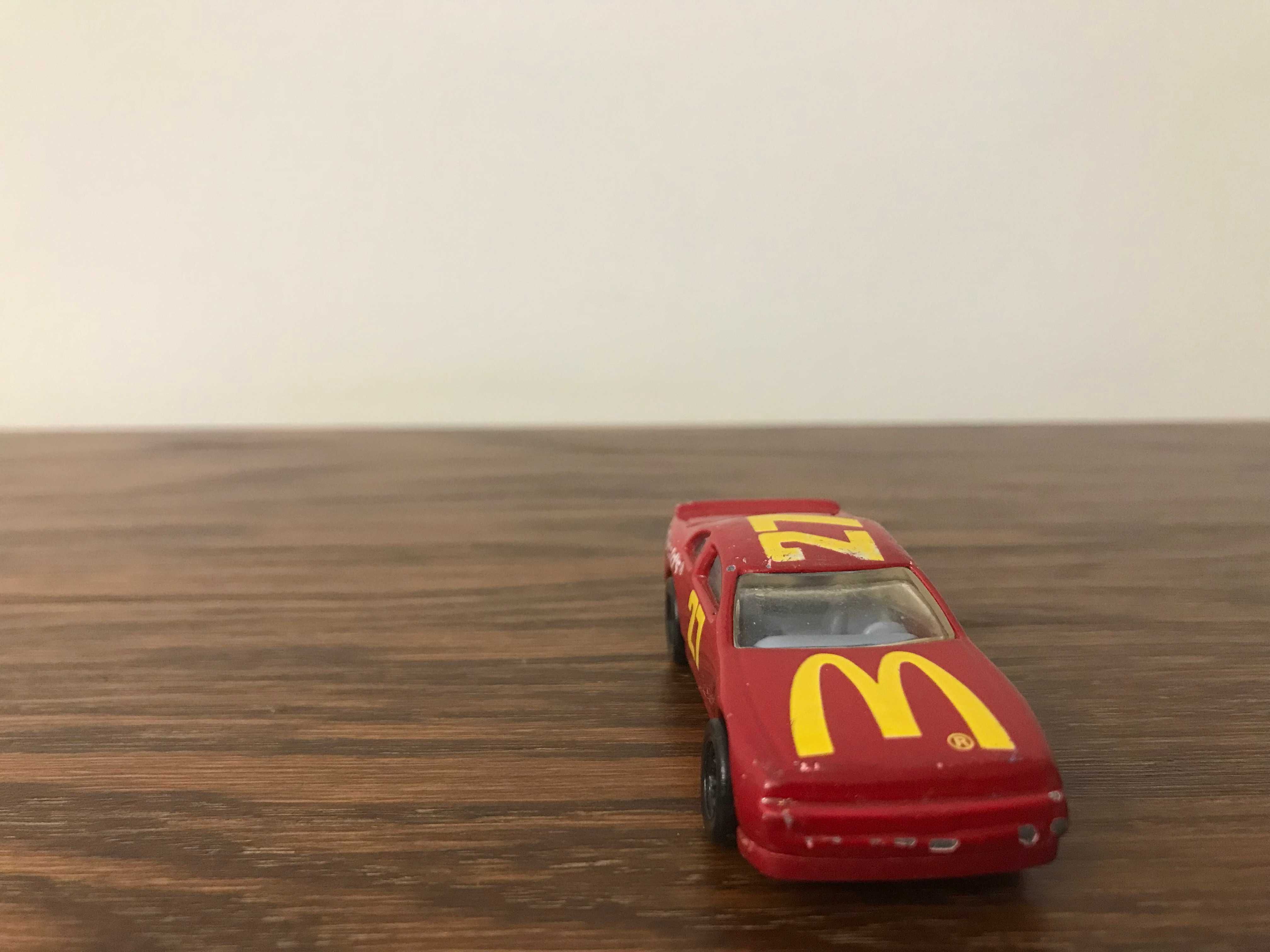 Mattel Hot Wheels 1:64 1993 #27 Nascar McDonalds resorak prl