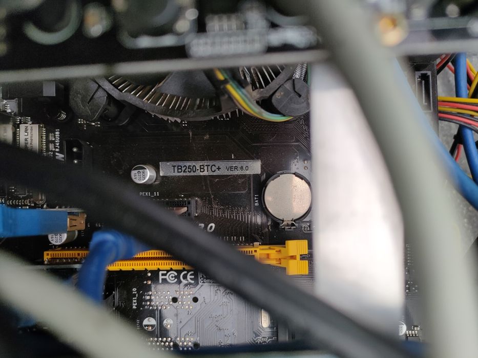 Koparka kryptowalut.