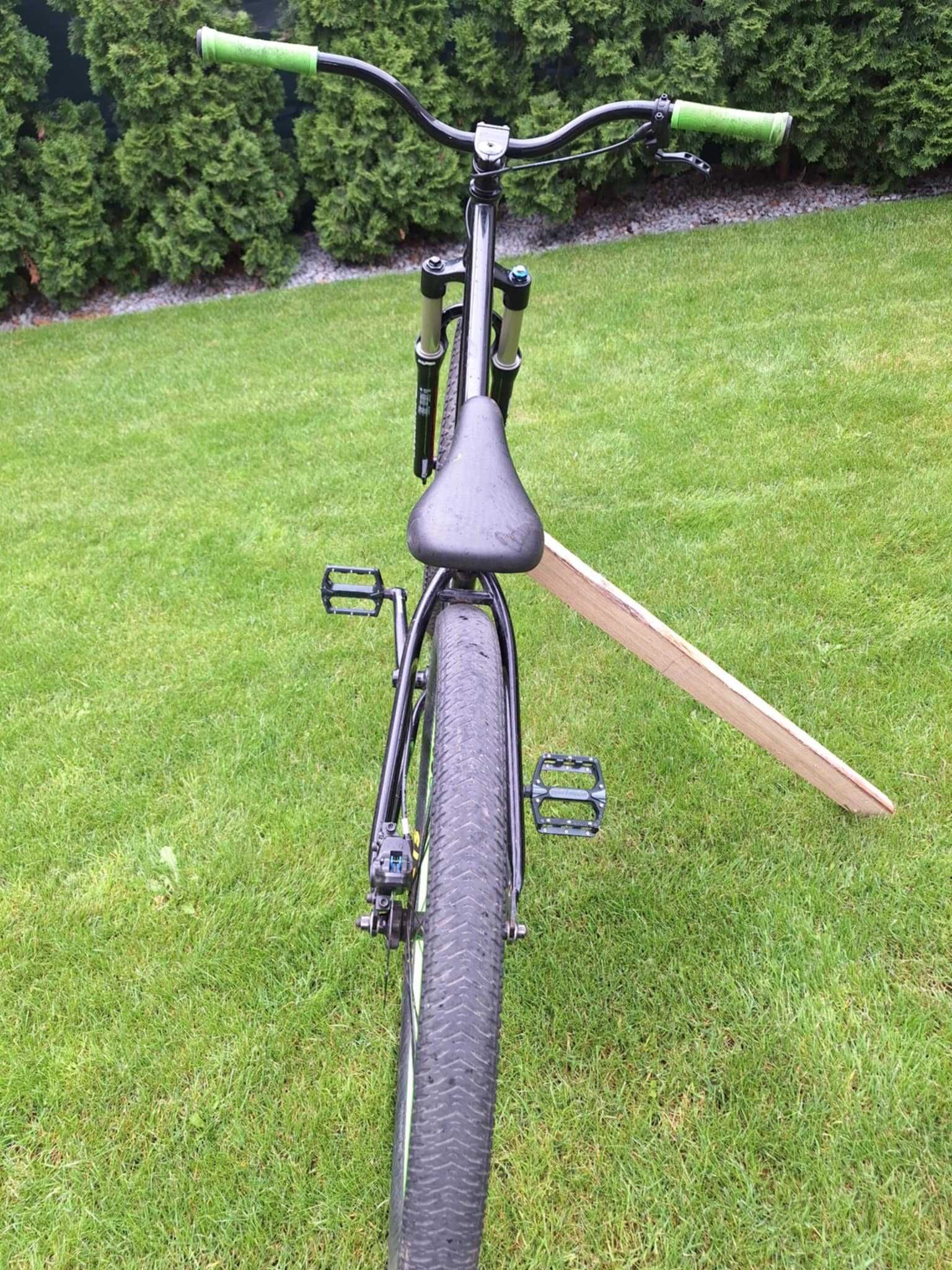 Rower Dirt NS Metropolis 1