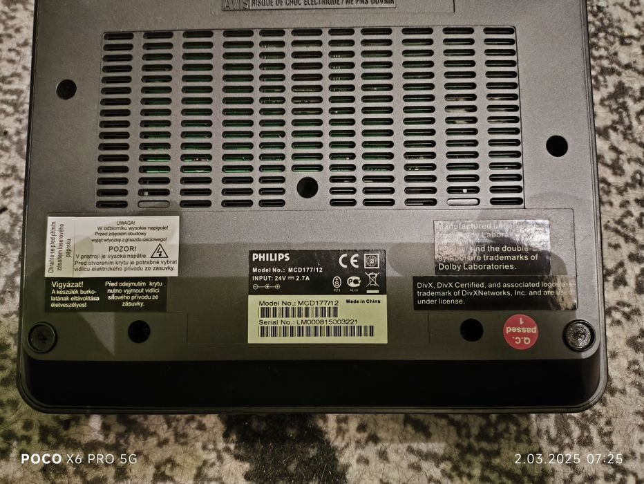 Miniwieża Philips z głośnikami