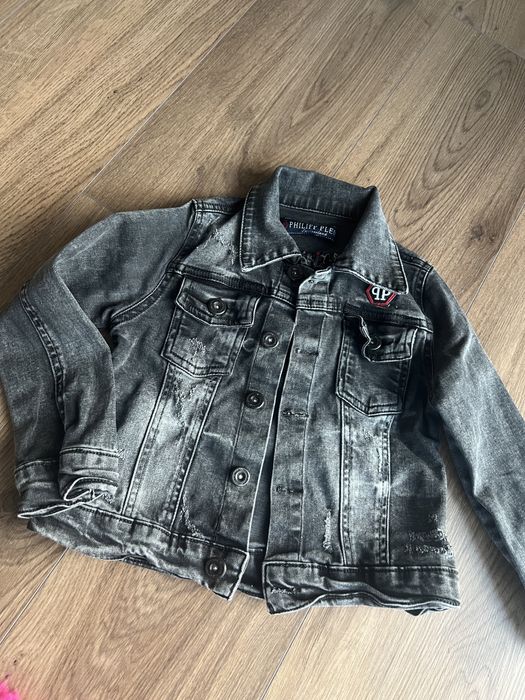 Продам джинсовую курточку