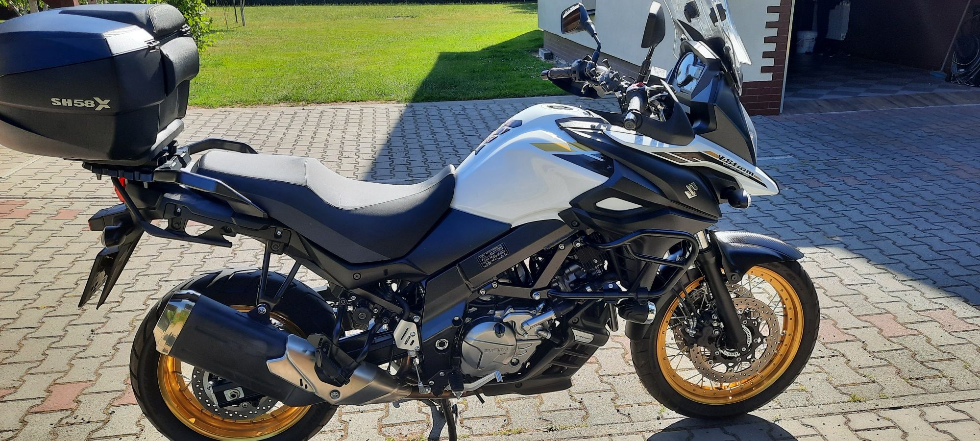 Suzuki Dl 650 XT V-strom 2021 rok mały przebieg, doposażony