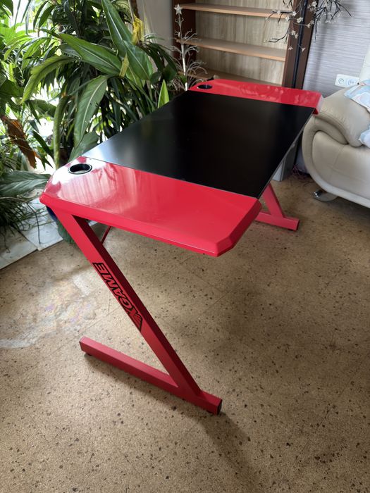 Biurko stolik gamingowy