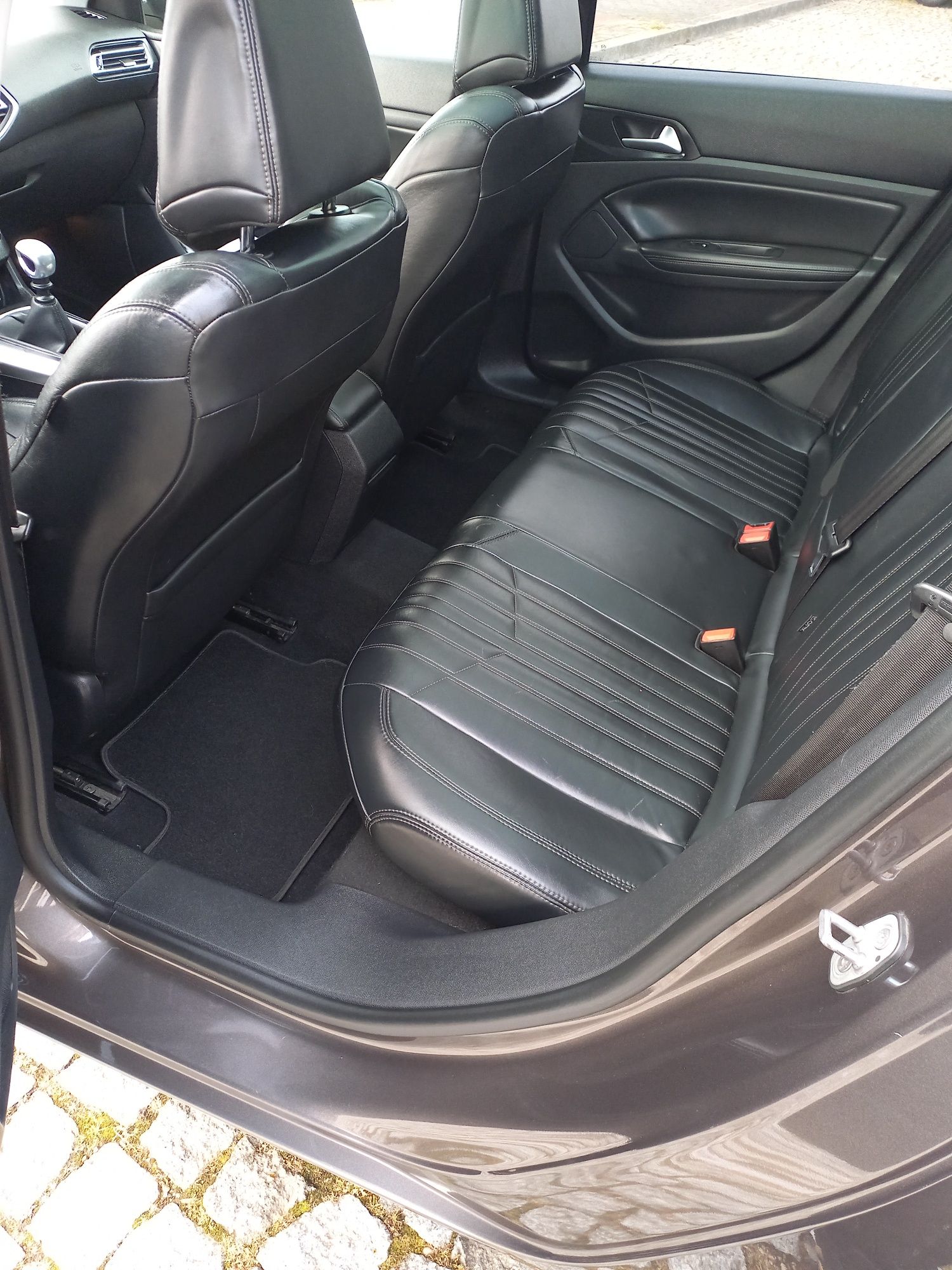 Peugeot 308sw full extras allure