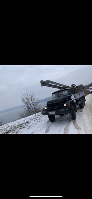 Пошук води та буріння свердловин