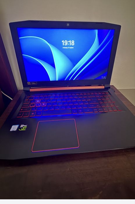 Продам игровий ноутбук