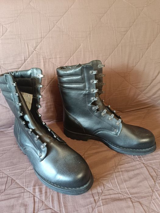 Buty wojskowe nowe r. 27