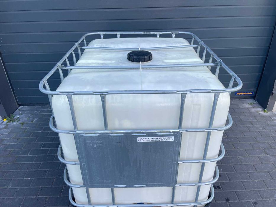 zbiornik na RSM melasę mauzer 1000 L zbiorniki małzer kontener beczka