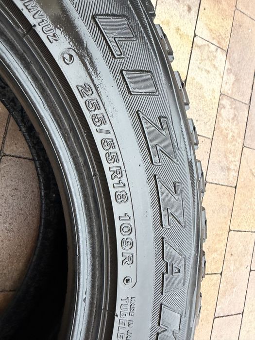 Зимові шини(резина) 255/55 R18 “Bridgestone” Blizzak DM-V1  - 4шт.