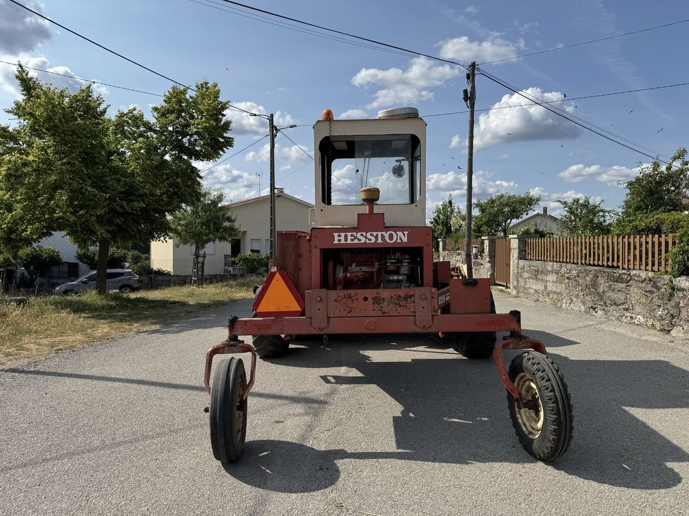 Hesston 6400 - “CABRA”