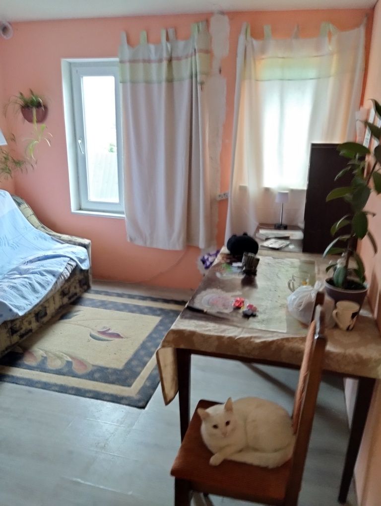 Продам кв.39м.кв.  ж.д. вокзал 18000