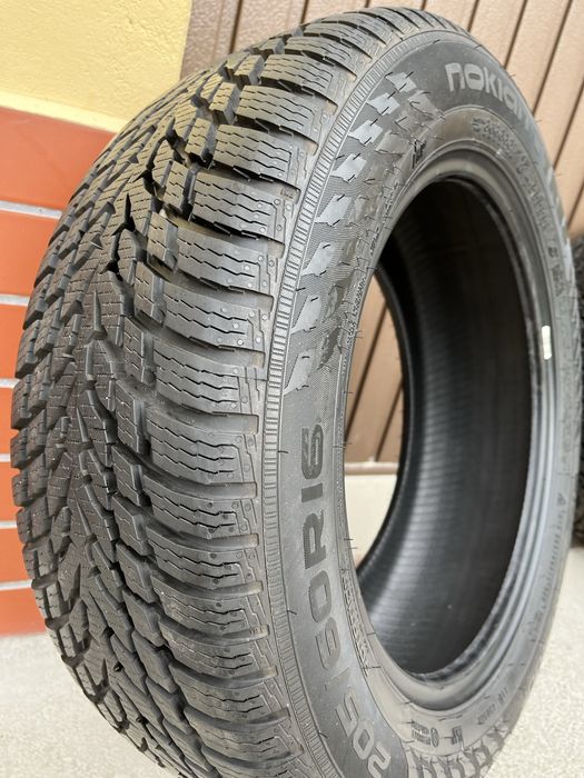 Opony zimowe Nokian WR Snowproof 205/60/16 jak nowe