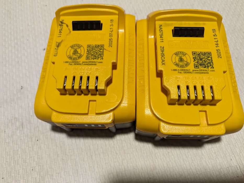Акумулятори DEWALT  та. Milwaukee 5.0 а.г  + 2.0 а.г
