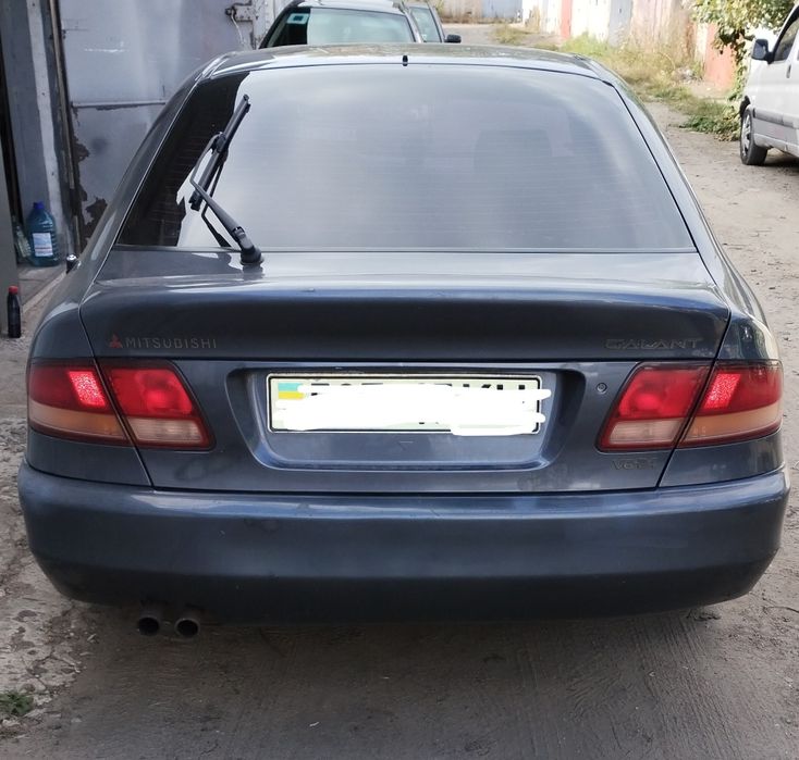 Mitsubishi galant 1993р. на запчастини.