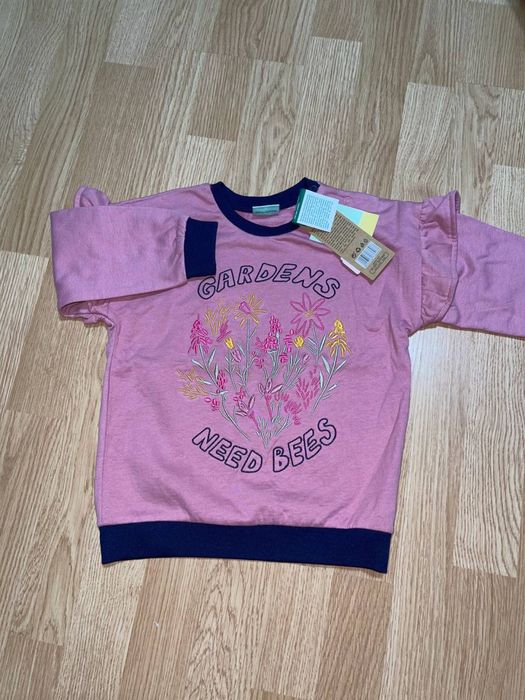 Дитячі речі на дівчинку