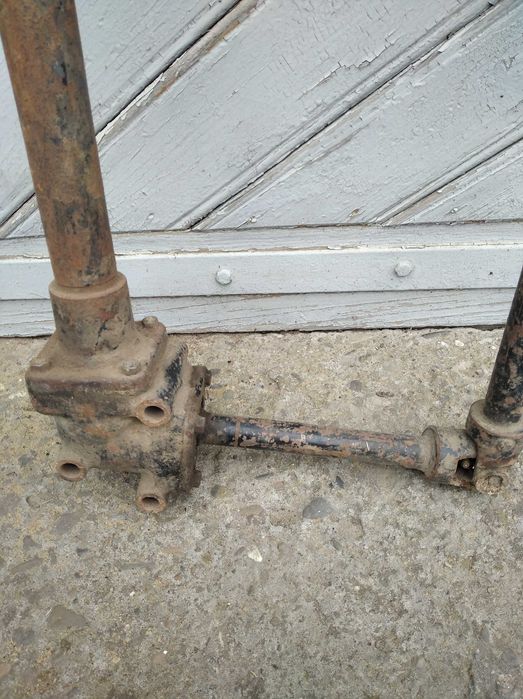 Рульова колонка.