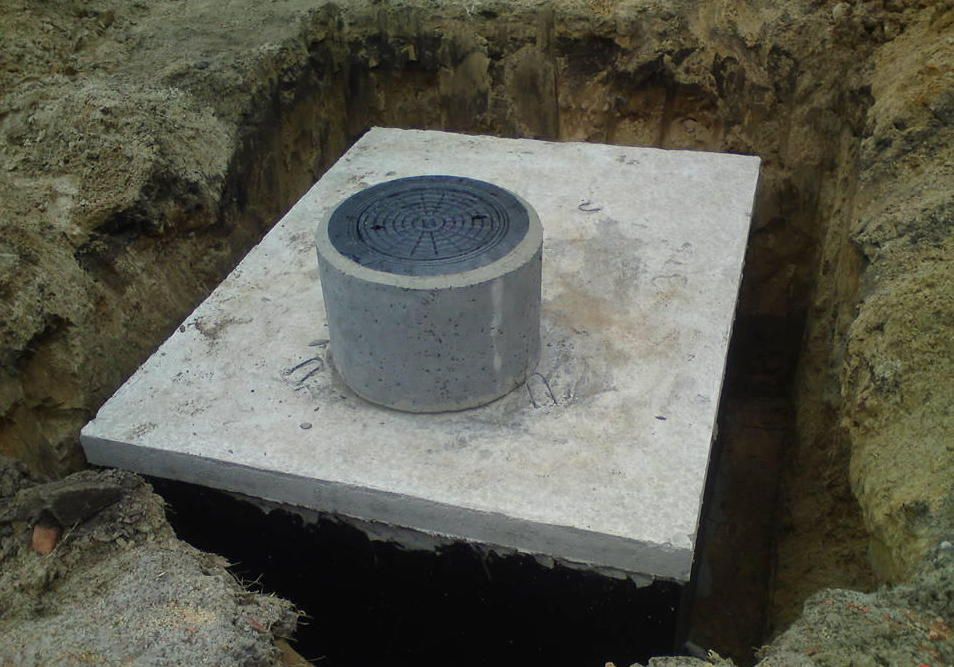 Zbiornik betonowy na deszczówkę Wodę Szambo betonowe Szamba PRODUCENT