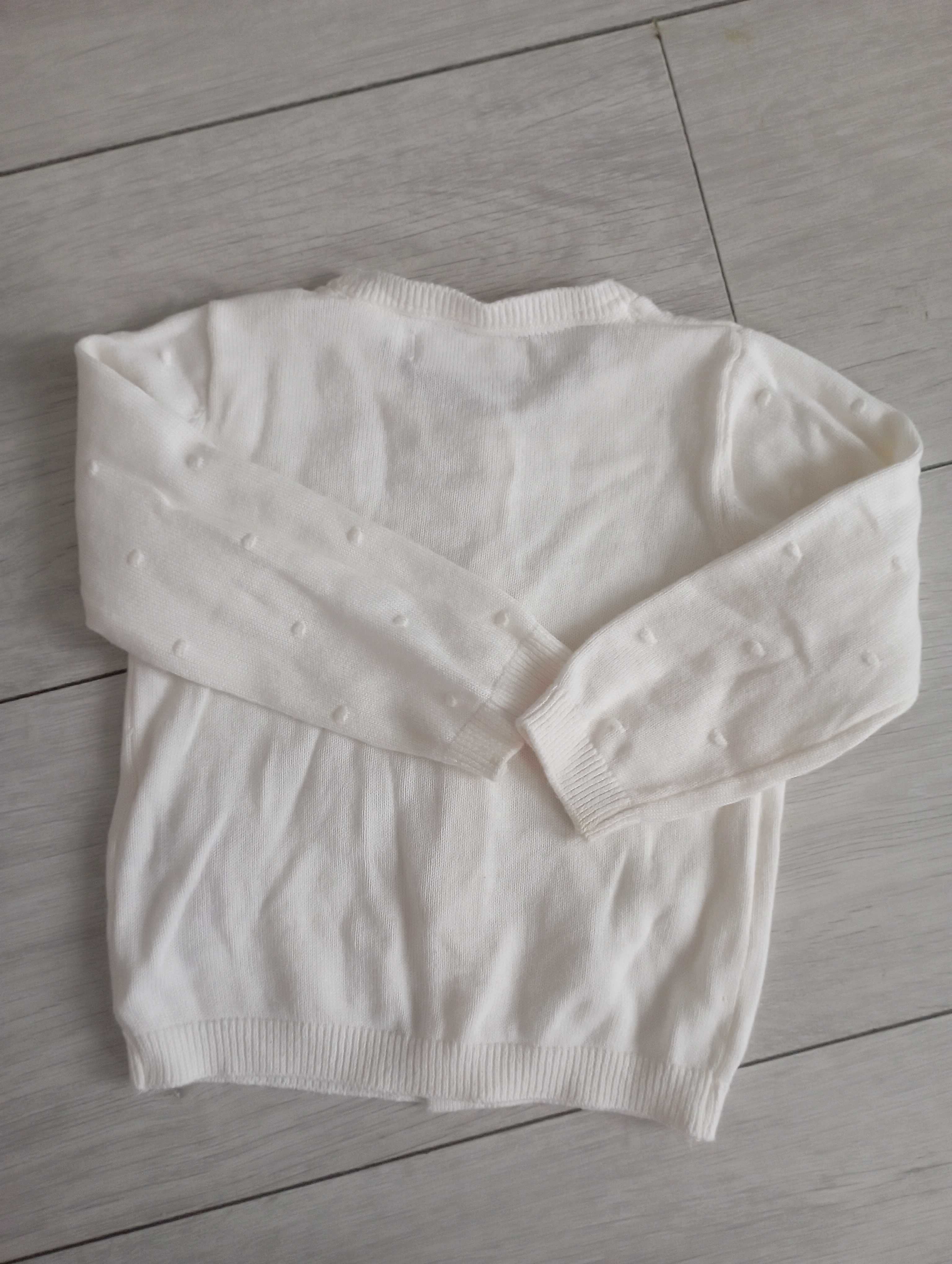 Kremowy sweterek rozpinany Primark r.74
